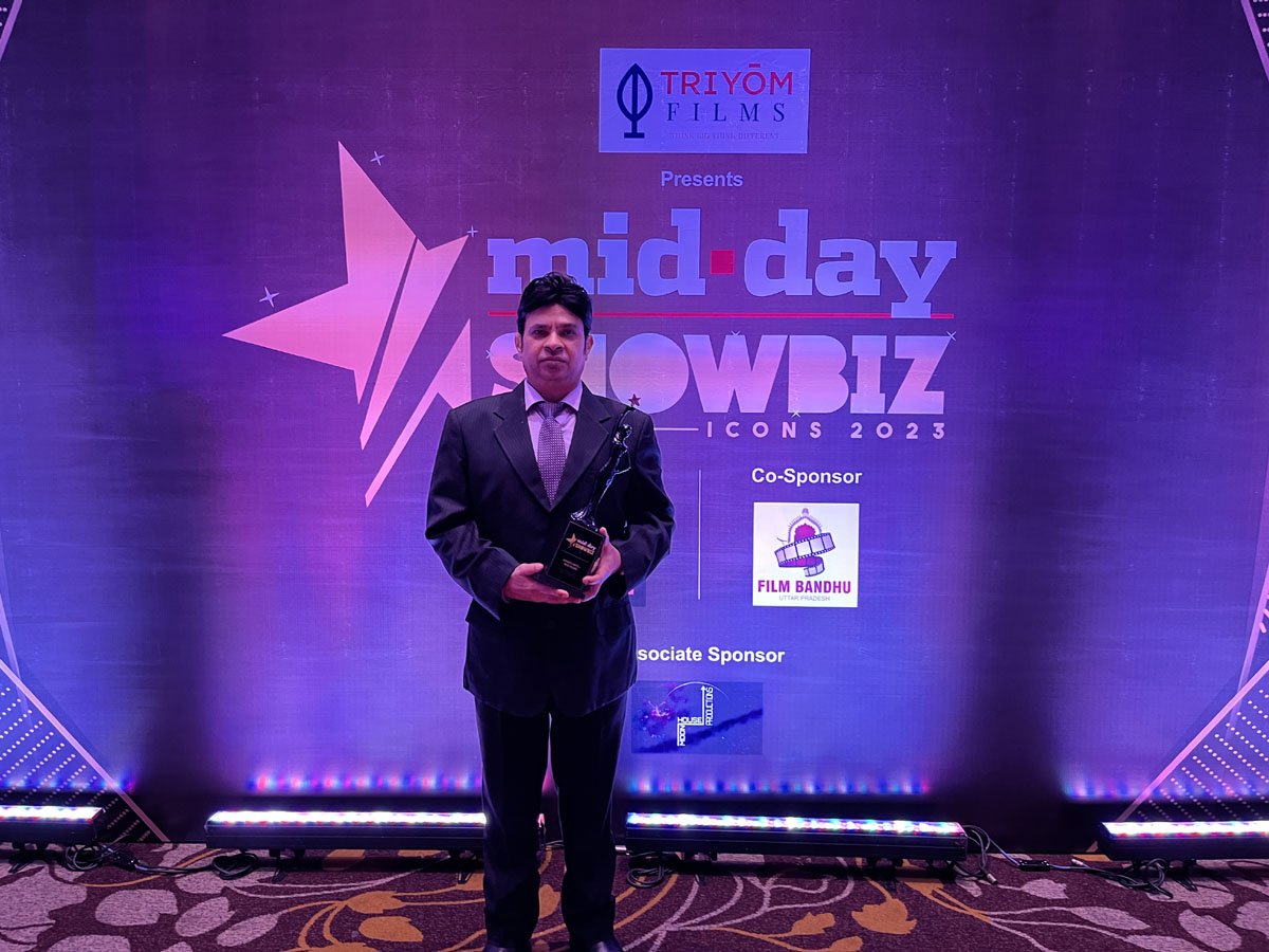 Producer Actor Shantanu Bhamare got felicitated at The Mid-Day Showbiz Icons 2023 Awards
